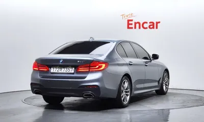 BMW 5-Series 2017, 124736 км, за 12808.72 USD