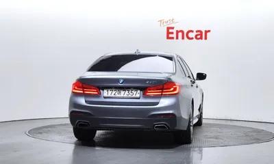 BMW 5-Series 2017, 124736 км, за 12808.72 USD