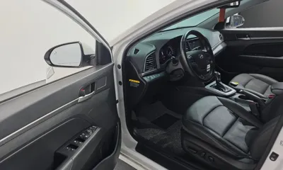 Hyundai Avante 2016, 158288 км, за 5285.76 USD - фото 11