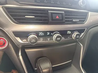 Honda Accord 2018, 95100 км, за 9637.84 USD - фото 13