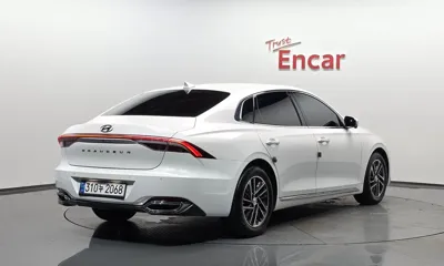 Hyundai Grandeur 2020, 81212 км, за 12800.32 USD