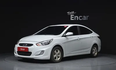 Hyundai Accent · 2011 год
