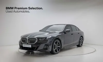 BMW 5-Series · 2026 год