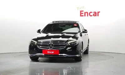 Mercedes-Benz E-Class 2021, 33766 км, за 22144.38 USD
