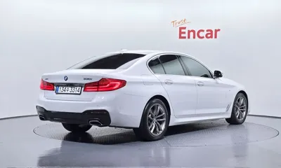 BMW 5-Series 2018, 114711 км, за 17847.71 USD