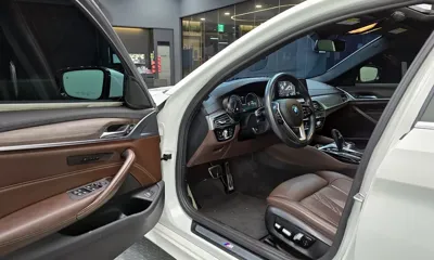 BMW 5-Series 2018, 114711 км, за 17847.71 USD - фото 11