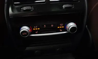 BMW 5-Series 2018, 114711 км, за 17847.71 USD - фото 17