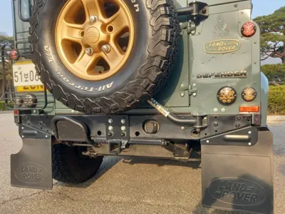 Land Rover Defender 2010, 134500 км, за 47557.03 USD