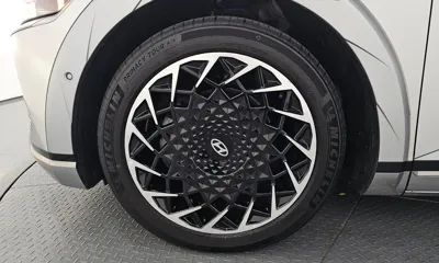 Hyundai Ioniq5 2023, 35555 км, за 24690.57 USD