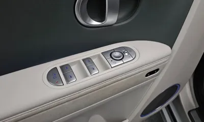 Hyundai Ioniq5 2023, 35555 км, за 24690.57 USD - фото 19