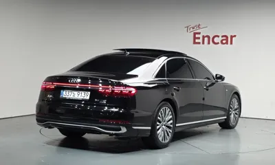 Audi A8 2023, 39847 км, за 51140.09 USD