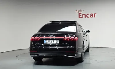 Audi A8 2023, 39847 км, за 51140.09 USD