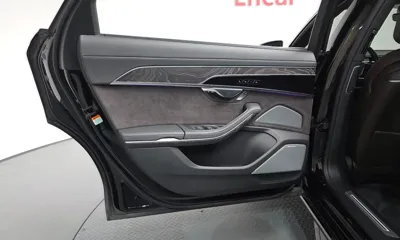 Audi A8 2023, 39847 км, за 51116.73 USD - фото 25