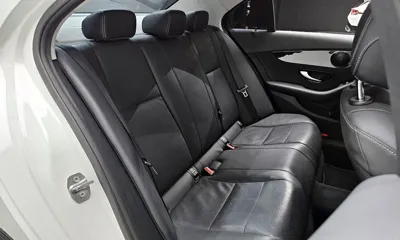 Mercedes-Benz C-Class 2018, 28067 км, за 13680.79 USD - фото 13