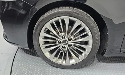 Kia K7 2016, 108627 км, за 8192.93 USD