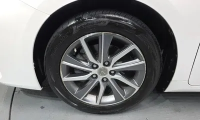 Lexus ES 2017, 69276 км, за 15725.14 USD