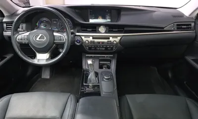 Lexus ES 2017, 69276 км, за 15725.14 USD - фото 7