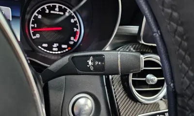 Mercedes-Benz GLC-Class 2019, 53630 км, за 32324.19 USD - фото 9