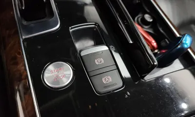 Audi A8 2014, 195324 км, за 65046.9 USD - фото 20
