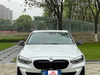 BMW 1 Series 2022, 48000 км, за 12065.69 USD