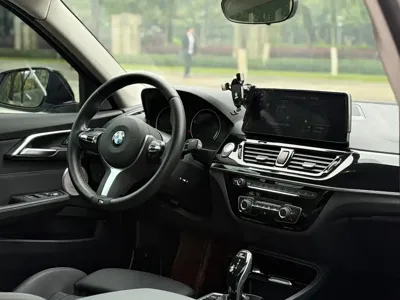 BMW 1 Series 2022, 48000 км, за 12082.09 USD - фото 9