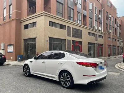Kia K5 2015, 110000 км, за 5120.56 USD