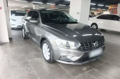 Volkswagen Bora 2017, 47000 км, за 7688 USD