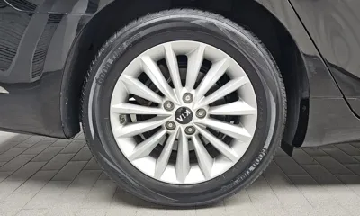 Kia K7 2016, 126939 км, за 6695.55 USD