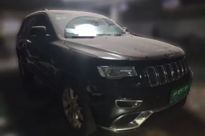 Jeep Grand Cherokee 2014, 193900 км, за 8582 USD