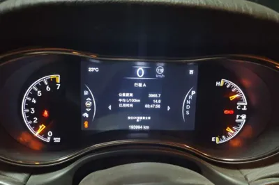 Jeep Grand Cherokee 2014, 193900 км, за 8582 USD - фото 11