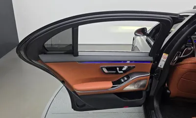 Mercedes-Benz S-Class 2023, 38285 км, за 61475.46 USD - фото 25