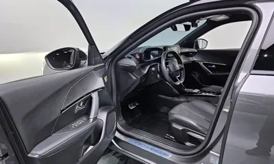 Peugeot 2008 2023, 42981 км, за 18540.22 USD - фото 10