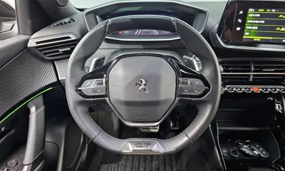 Peugeot 2008 2023, 42981 км, за 18540.22 USD - фото 15