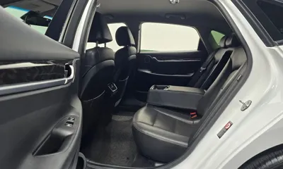 Hyundai Grandeur 2017, 123833 км, за 8334.96 USD - фото 12