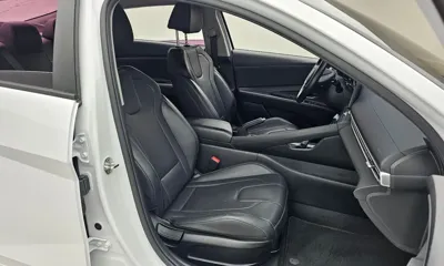 Hyundai Avante 2021, 83647 км, за 8986.13 USD - фото 11