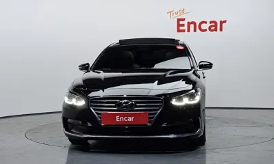 Hyundai Grandeur 2018, 130567 км, за 7605.8 USD