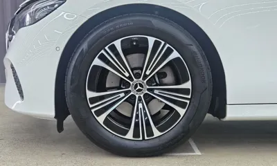 Mercedes-Benz E-Class 2025, 14612 км, за 37744.52 USD