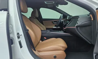 Mercedes-Benz E-Class 2025, 14612 км, за 37744.52 USD - фото 11