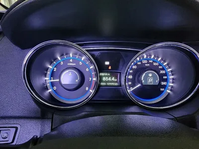 Hyundai Sonata 2011, 128692 км, за 2888.28 USD - фото 6