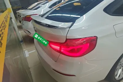 BMW 3 Series GT 2018, 107300 км, за 15466 USD