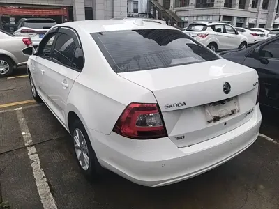 Skoda Rapid 2016, 64500 км, за 4199.26 USD