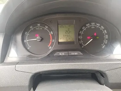 Skoda Rapid 2016, 64500 км, за 4181.71 USD - фото 12