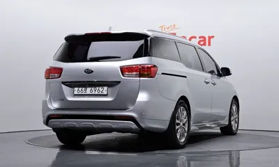 Kia Canival 2016, 140929 км, за 6408.99 USD