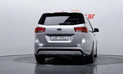 Kia Canival 2016, 140929 км, за 6408.99 USD
