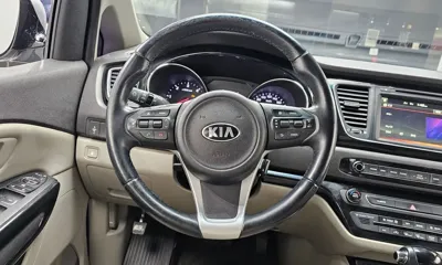 Kia Canival 2016, 140929 км, за 6408.99 USD - фото 13