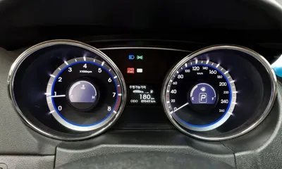 Hyundai Sonata 2010, 89549 км, за 2226.75 USD - фото 8