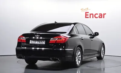 Hyundai Genesis 2013, 119819 км, за 3957.71 USD