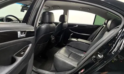 Hyundai Genesis 2013, 119819 км, за 3957.71 USD - фото 12