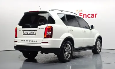 KG_Mobility_Ssangyong Rexton 2015, 69058 км, за 4228.47 USD
