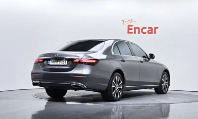 Mercedes-Benz E-Class 2021, 57230 км, за 26632.8 USD
